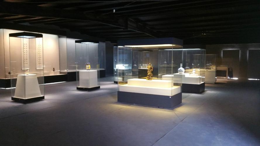 安阳商品展柜加工